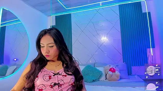 Snapshot of Kitty-Alice chatting on June 24, 4:22 am Kitty-Alice online show from June 24, 4:22 am