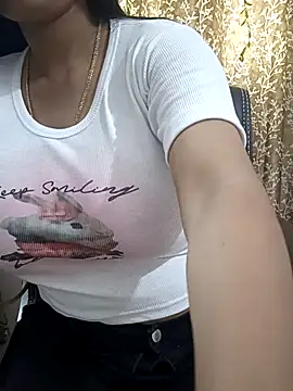 Moonlight-Babe online show from August 2, 8:02 am