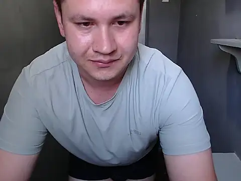 Snapshot of Max_Marlyn chatting on July 16, 4:07 am Max Marlyn online show from July 16, 4:07 am