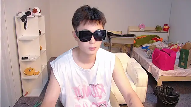 Gay-Sexshowboy69 online show from July 12, 8:49 am