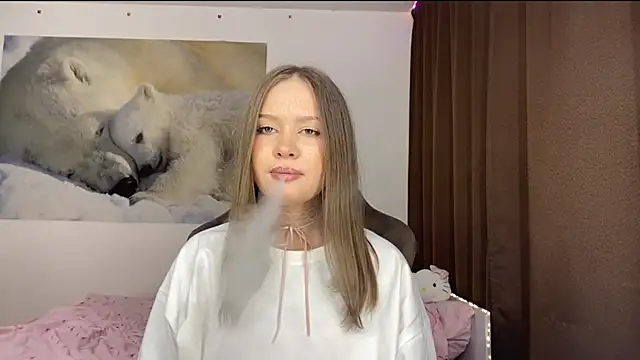 StefiMoon online show from May 26, 3:08 pm