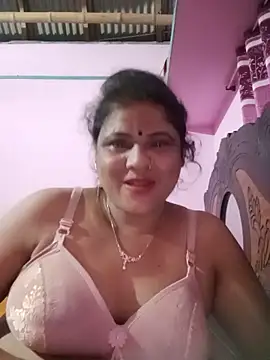 Snapshot of Maya_Vabi chatting on June 16, 2:41 pm Maya Vabi online show from June 16, 2:41 pm