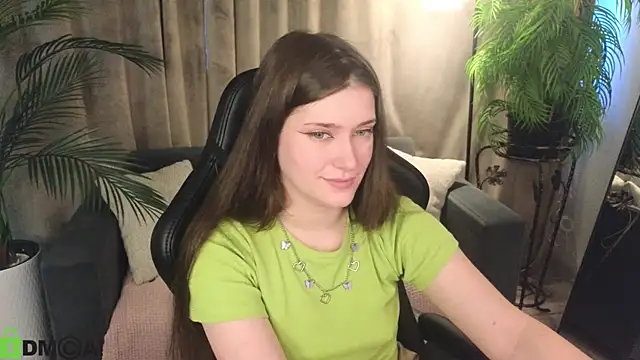 Snapshot of Jessica_jewells chatting on June 9, 7:42 am Jessica jewells online show from June 9, 7:42 am