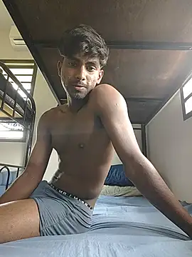 Snapshot of Mohan17 chatting on June 27, 3:33 am Mohan17 online show from June 27, 3:33 am