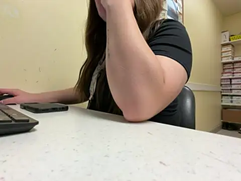 alyssabbygirll online show from July 25, 12:25 pm