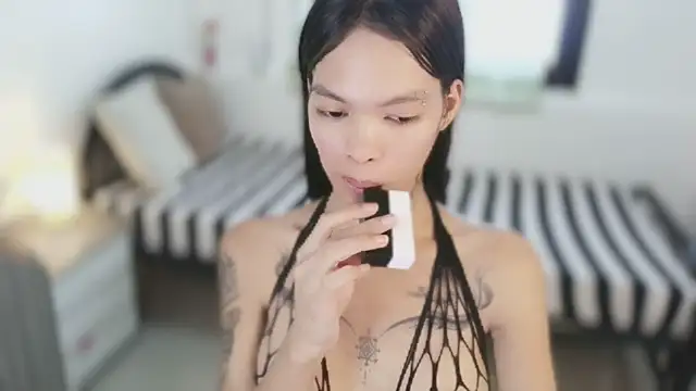 SugarCandyy online show from July 5, 7:04 am