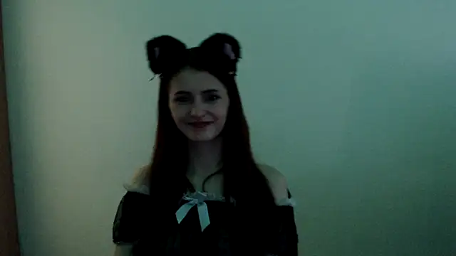 Snapshot of ViolaHot_ chatting on May 30, 9:17 am ViolaHot online show from May 30, 9:17 am