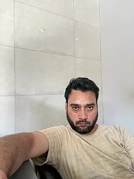 Snapshot of VBRAWN01 chatting on July 14, 9:14 am VBRAWN01 online show from July 14, 9:14 am