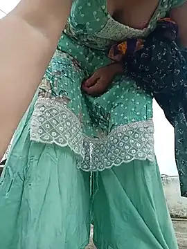 Snapshot of hi-bhabhi chatting on July 21, 3:53 am hi-bhabhi online show from July 21, 3:53 am