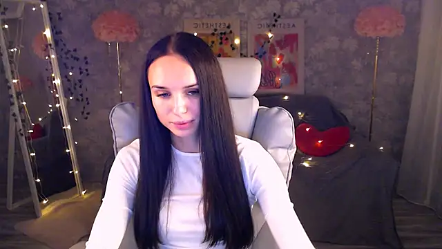 Snapshot of NicoleMerz chatting on June 30, 5:25 pm NicoleMerz online show from June 30, 5:25 pm