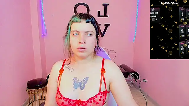 Snapshot of _sofia_smth_xx chatting on June 24, 1:21 pm sofia smth xx online show from June 24, 1:21 pm