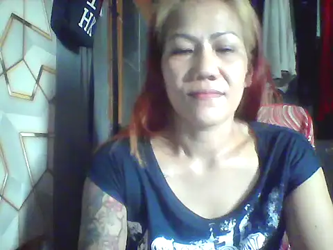 Snapshot of pinayheartaker chatting on July 11, 2:36 am pinayheartaker online show from July 11, 2:36 am