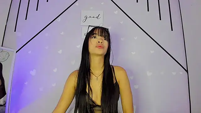 Snapshot of AmaiaHarpper chatting on July 23, 12:58 pm AmaiaHarpper online show from July 23, 12:58 pm