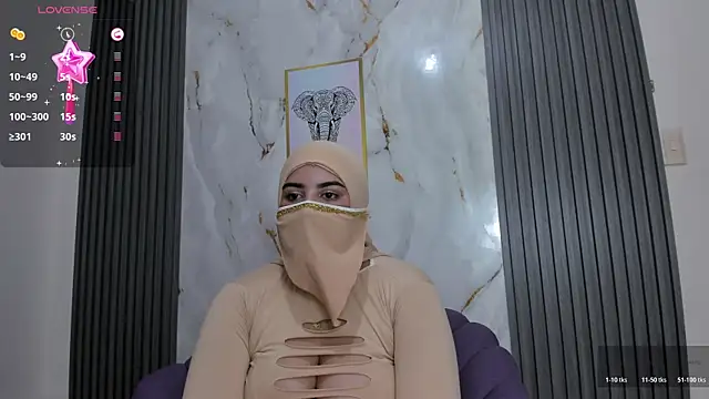 Snapshot of mariam_akel chatting on May 28, 1:30 pm mariam akel online show from May 28, 1:30 pm