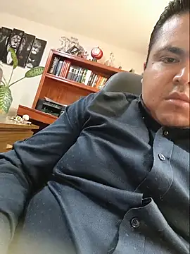 Snapshot of Luis220992 chatting on May 27, 6:16 pm Luis220992 online show from May 27, 6:16 pm
