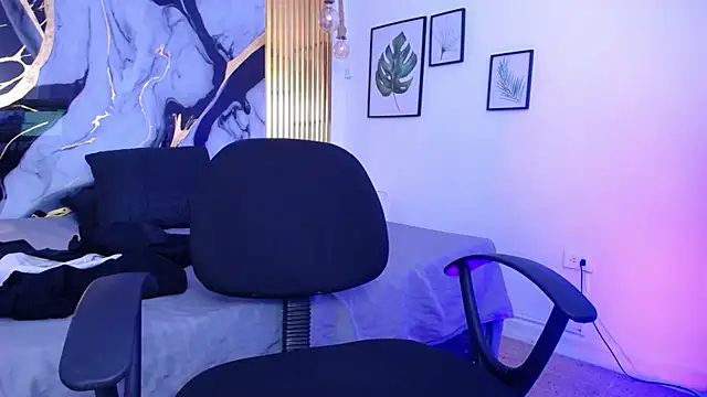 OliverMorgan66 online show from June 26, 7:18 pm