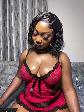 Hot Candyy  online show from June 28, 3:23 am