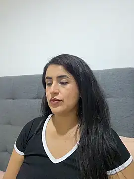 MADAMELUNAXXX online show from June 12, 3:27 am