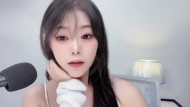 Snapshot of smalldaiwang chatting on June 25, 5:12 am smalldaiwang online show from June 25, 5:12 am