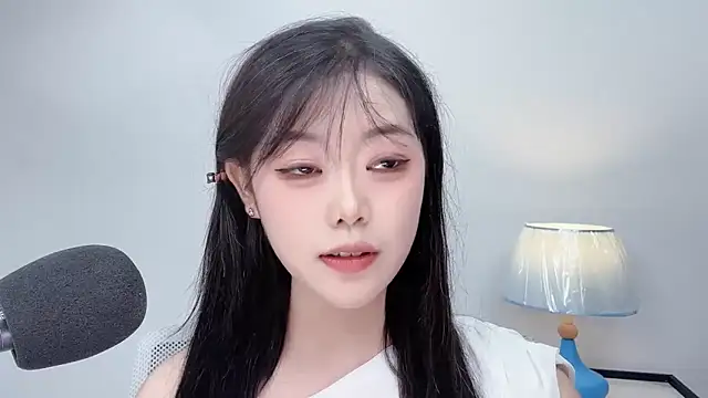Snapshot of smalldaiwang chatting on June 27, 12:22 pm smalldaiwang online show from June 27, 12:22 pm