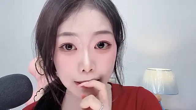 Snapshot of smalldaiwang chatting on June 30, 3:07 am smalldaiwang online show from June 30, 3:07 am