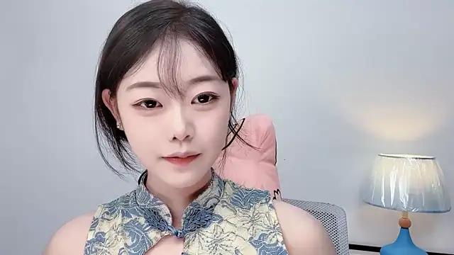 Snapshot of smalldaiwang chatting on July 14, 3:11 am smalldaiwang online show from July 14, 3:11 am