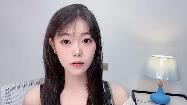 Snapshot of smalldaiwang chatting on July 17, 2:18 am smalldaiwang online show from July 17, 2:18 am