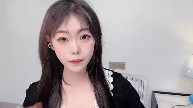 Snapshot of smalldaiwang chatting on July 23, 2:42 am smalldaiwang online show from July 23, 2:42 am