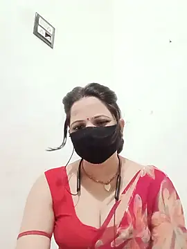 Snapshot of Karishma_bhabi3 chatting on May 31, 10:33 am Karishma bhabi3 online show from May 31, 10:33 am