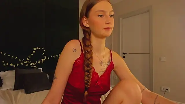 Snapshot of Jessica_Jensen chatting on July 1, 1:18 am Jessica Jensen online show from July 1, 1:18 am
