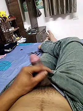 Snapshot of Dakuu_A chatting on July 4, 7:31 pm Dakuu A online show from July 4, 7:31 pm
