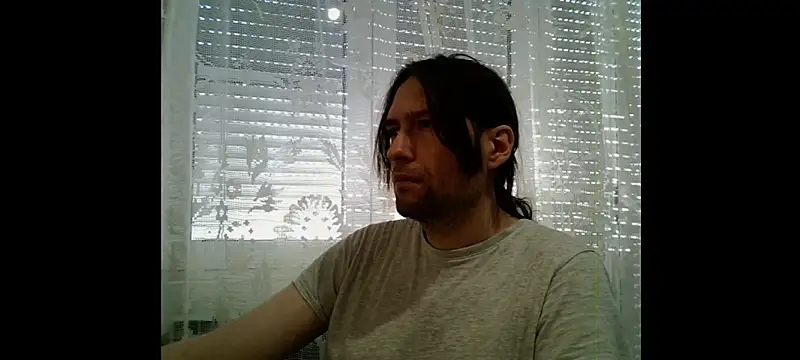Snapshot of khufu989 chatting on June 4, 5:08 pm khufu989 online show from June 4, 5:08 pm