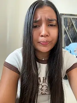 Snapshot of HaileyBieber_ chatting on July 15, 3:50 pm HaileyBieber online show from July 15, 3:50 pm