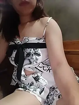 Snapshot of -Trinina- chatting on July 11, 2:09 pm -Trinina- online show from July 11, 2:09 pm