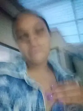 Snapshot of sexygirlbrown01 chatting on May 29, 11:14 pm sexygirlbrown01 online show from May 29, 11:14 pm