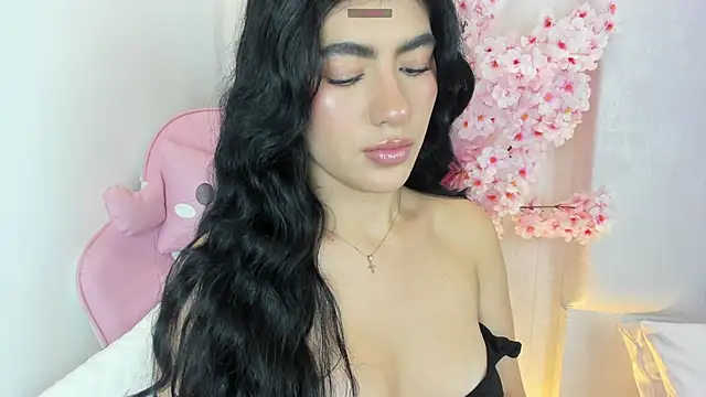 Snapshot of im_emily1 chatting on June 22, 8:50 pm im emily1 online show from June 22, 8:50 pm