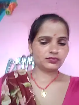 Snapshot of Divya_hot88 chatting on July 7, 9:46 am Divya hot88 online show from July 7, 9:46 am