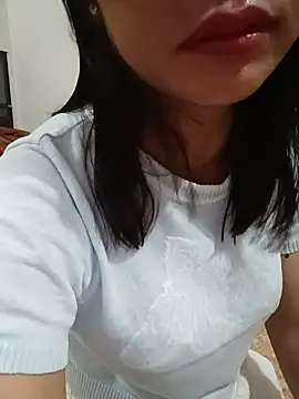 Snapshot of -Maya-a chatting on July 5, 8:38 pm -Maya-a online show from July 5, 8:38 pm