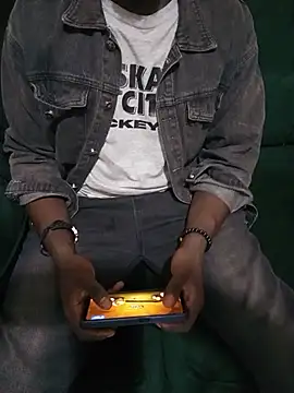 Bigblackman25 online show from June 4, 8:59 pm