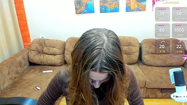 Snapshot of VerhiniaMaua chatting on July 20, 9:28 pm VerhiniaMaua online show from July 20, 9:28 pm