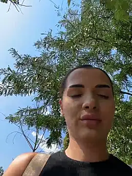 Snapshot of chloenyx chatting on June 30, 1:01 pm chloenyx online show from June 30, 1:01 pm