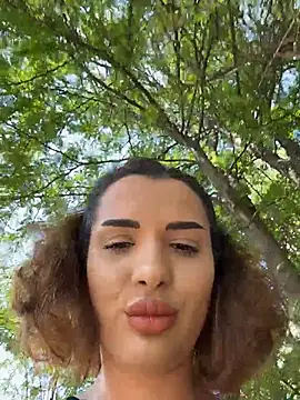 Snapshot of chloenyx chatting on July 12, 12:51 pm chloenyx online show from July 12, 12:51 pm