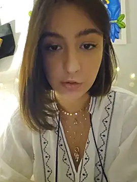 Snapshot of Juh_castro chatting on June 2, 2:41 pm Juh castro online show from June 2, 2:41 pm