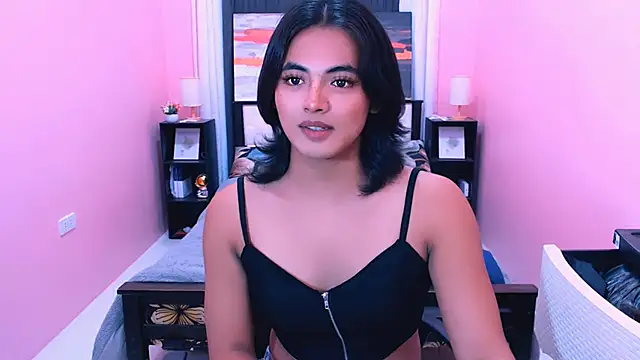 Snapshot of MiamoreAmara69 chatting on June 9, 6:52 pm MiamoreAmara69 online show from June 9, 6:52 pm