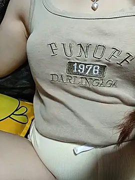 nako-yaya online show from June 17, 2:58 am