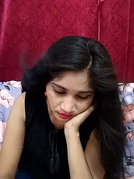 Snapshot of Naughty_Kiara_ chatting on June 23, 4:32 am Naughty Kiara online show from June 23, 4:32 am
