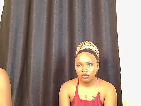 Snapshot of milkhanriieter chatting on July 15, 12:05 am milkhanriieter online show from July 15, 12:05 am
