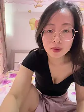 Snapshot of TangTang0530 chatting on July 2, 9:48 am TangTang0530 online show from July 2, 9:48 am