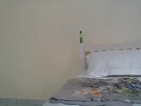 Snapshot of Swt_dee chatting on July 25, 12:36 pm Swt dee online show from July 25, 12:36 pm