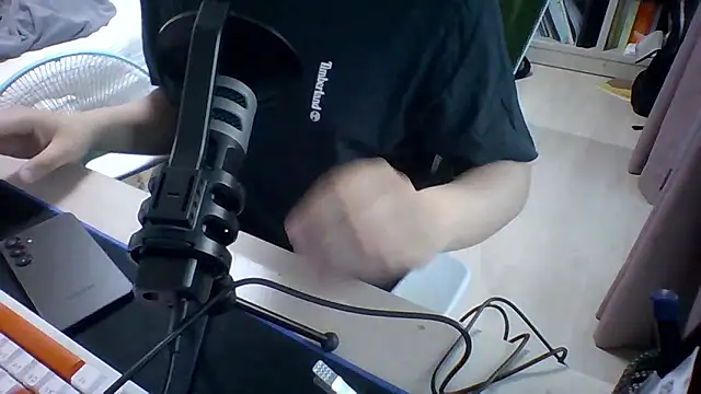 Snapshot of zenzen6578 chatting on June 15, 10:28 am zenzen6578 online show from June 15, 10:28 am